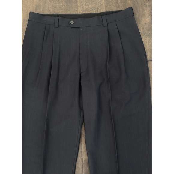 Haggar Repreve Dark Grey‎ Pleated Pants Men's 36X32 Classic Fit Expandable Waist - Picture 2 of 8